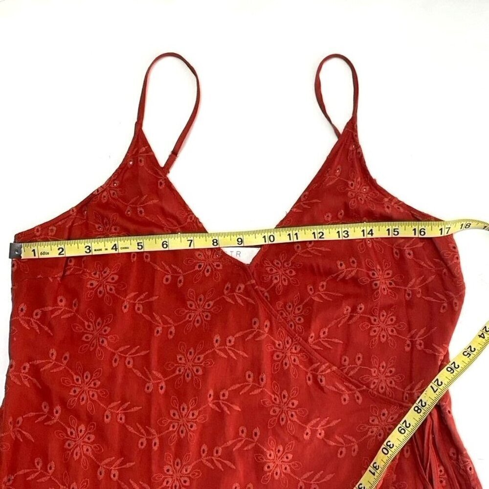 ASTR The Label Floral Eyelet Wrap Tie Top Rust Size Medium Feminine Summer. B40 - Picture 11 of 11